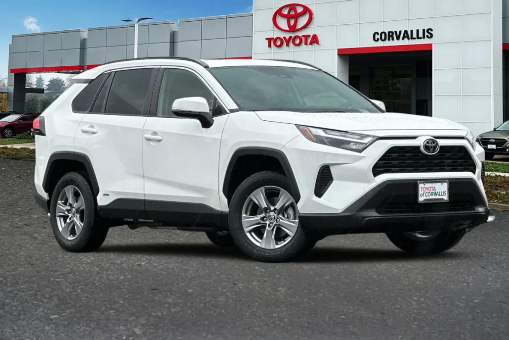 2025 Toyota RAV4 Hybrid XLE photo 1