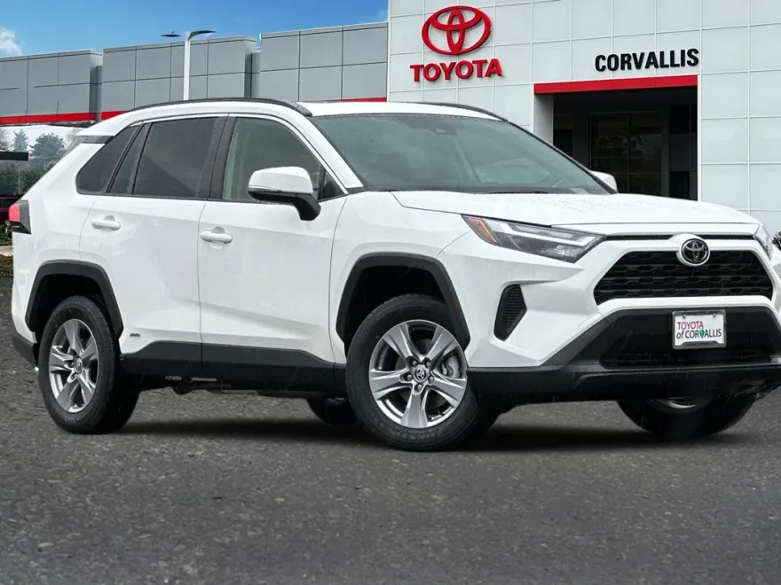 2025 Toyota RAV4 Hybrid XLE photo 1