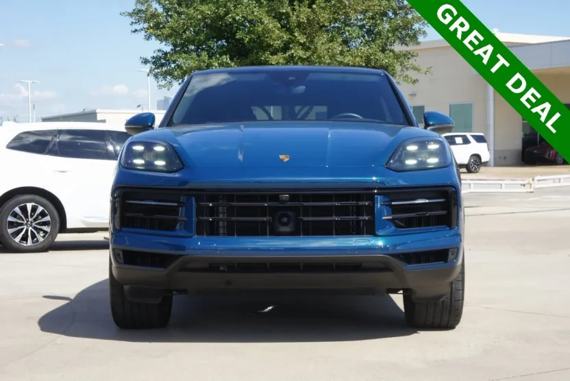 2024 Porsche Cayenne Coupe photo 1