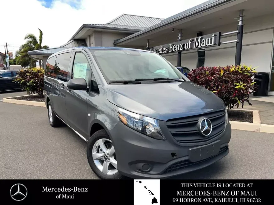 2023 Mercedes Benz Metris photo 1