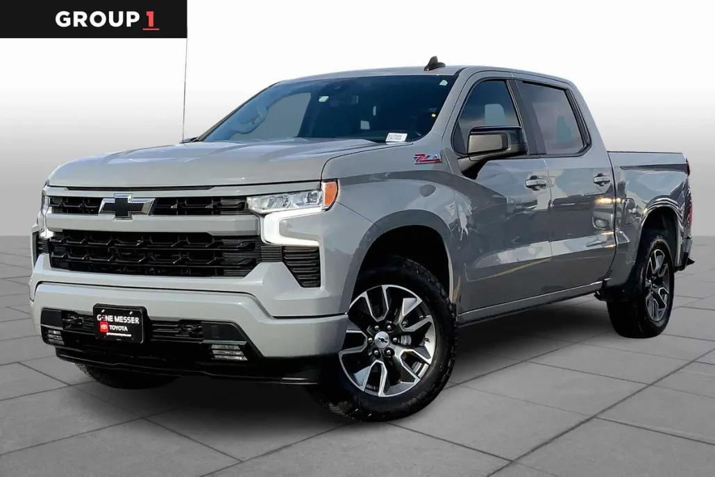 2025 Chevrolet Silverado 1500 RST photo 1