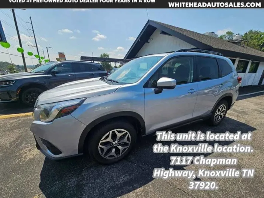 2022 Subaru Forester Premium photo 1