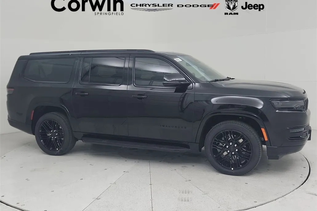 2025 Jeep Wagoneer L Series II photo 1