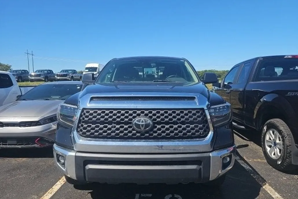 2020 Toyota Tundra SR5 Grade photo 1