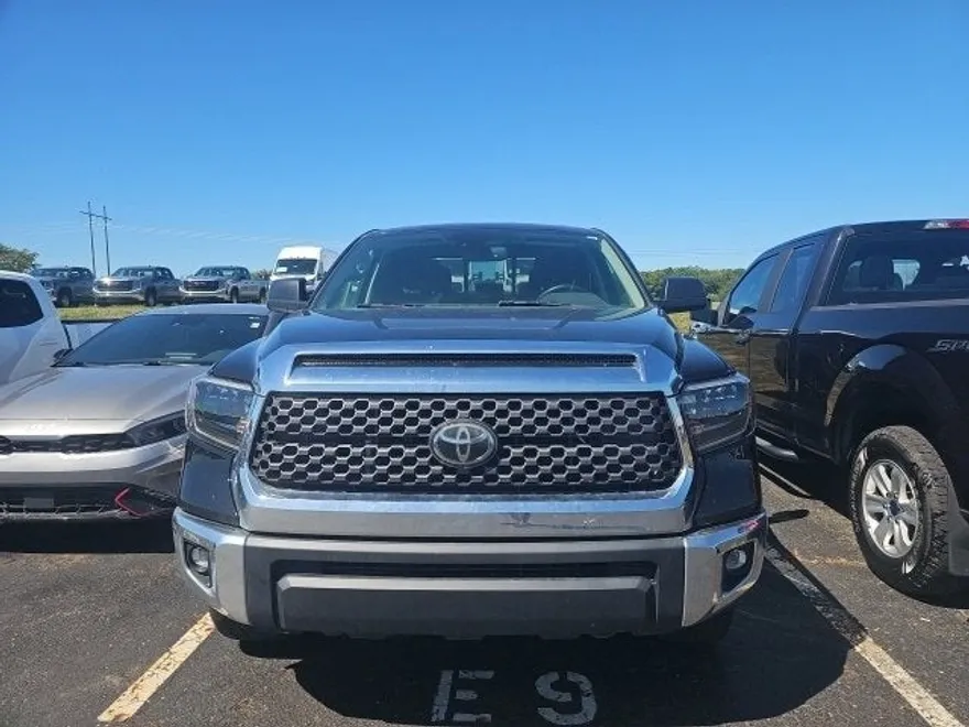 2020 Toyota Tundra SR5 Grade photo 1