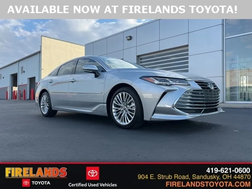 2020 Toyota Avalon Hybrid Limited photo 1