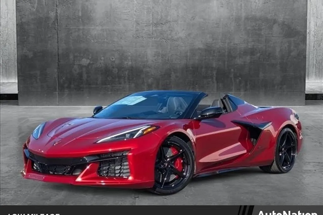 2025 Chevrolet Corvette E-Ray 2LZ photo 1