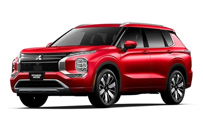 2025 Mitsubishi Outlander SEL photo 1