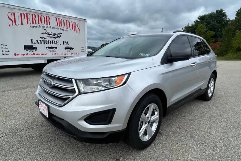 2017 Ford Edge SE photo 1