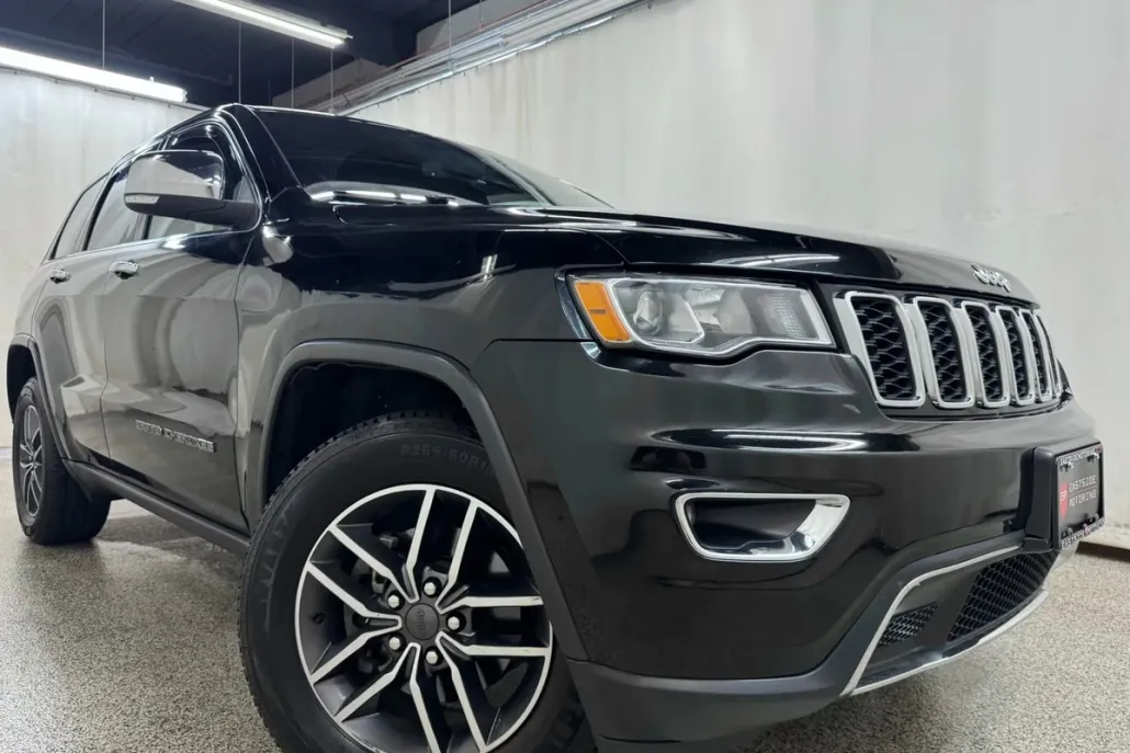 2019 Jeep Grand Cherokee Limited photo 1