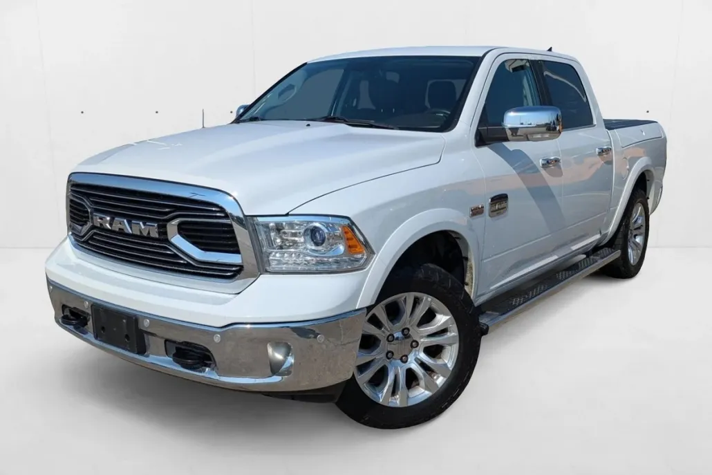 2017 Ram 1500 Longhorn photo 1