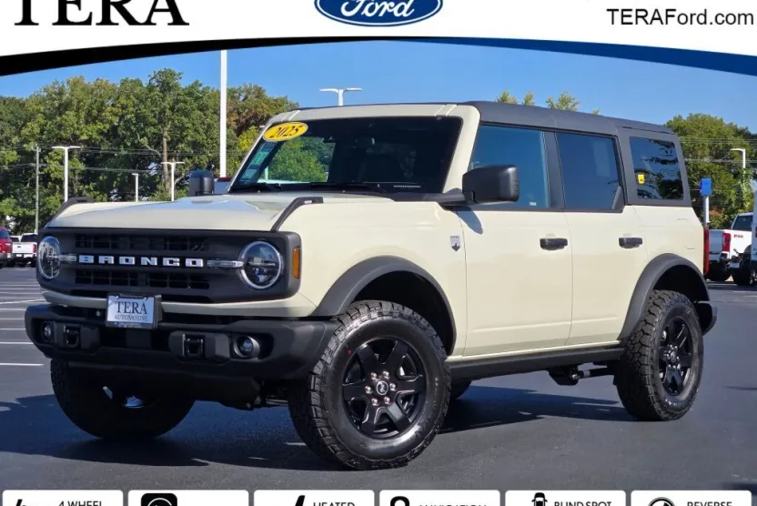 2025 Ford Bronco Big Bend photo 1