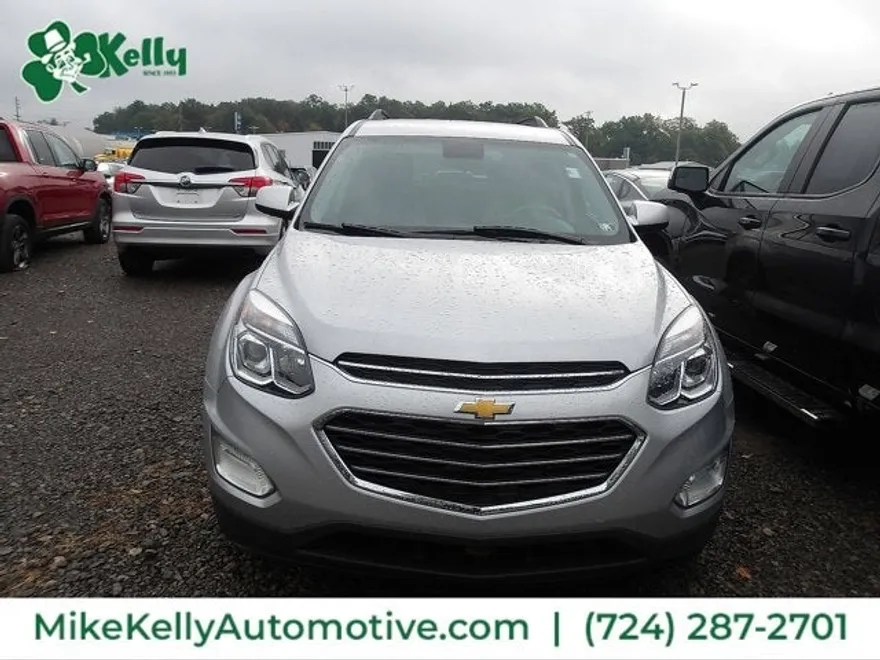 2017 Chevrolet Equinox LT photo 1