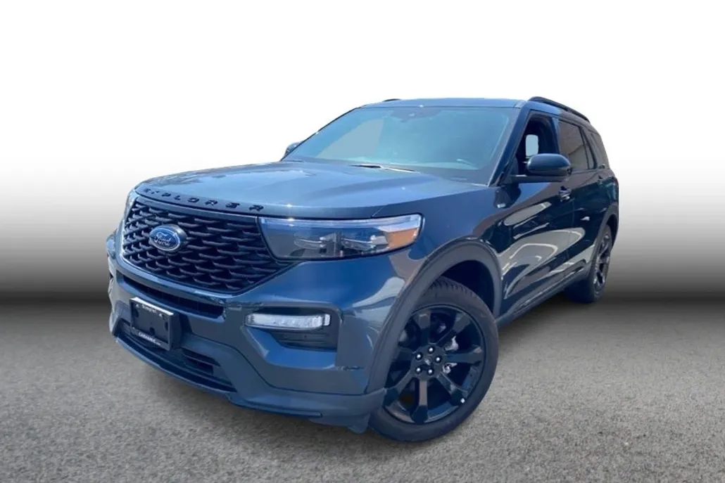 2023 Ford Explorer ST-Line Sport photo 1