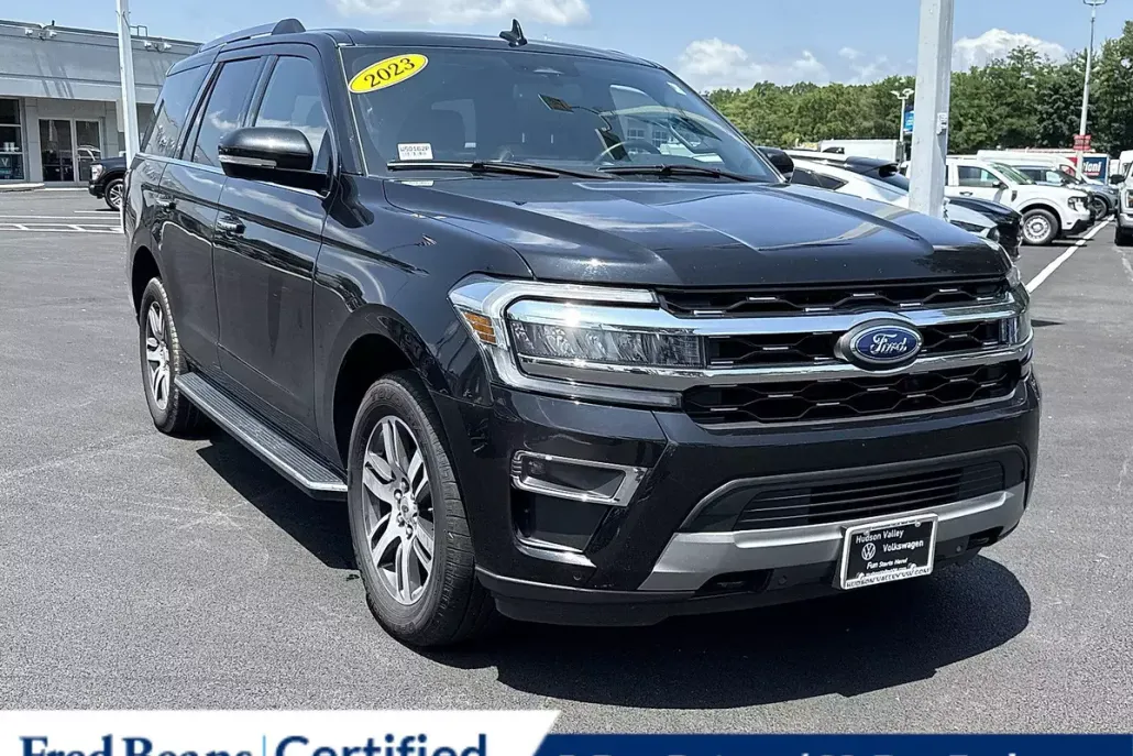 2023 Ford Expedition Limited photo 1