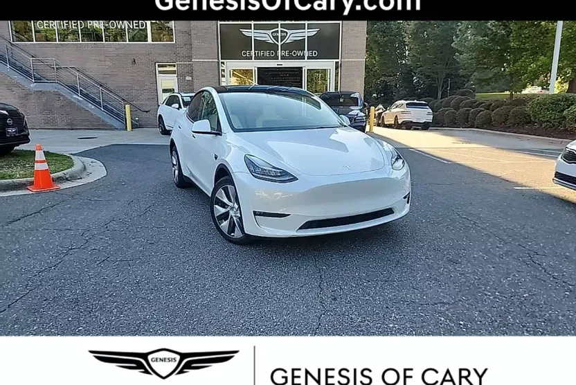 2021 Tesla Model Y Long Range photo 1