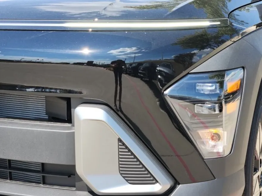 2026 Hyundai Kona SEL photo 1