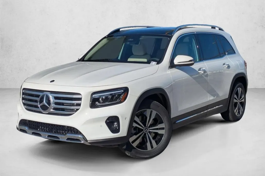 2025 Mercedes Benz GLB 250 photo 1