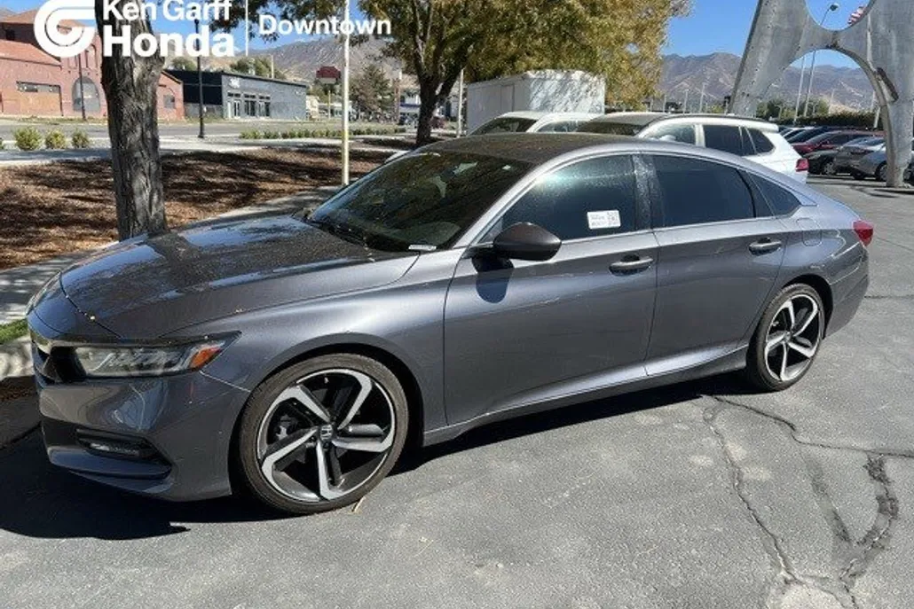 2020 Honda Accord Sport photo 1