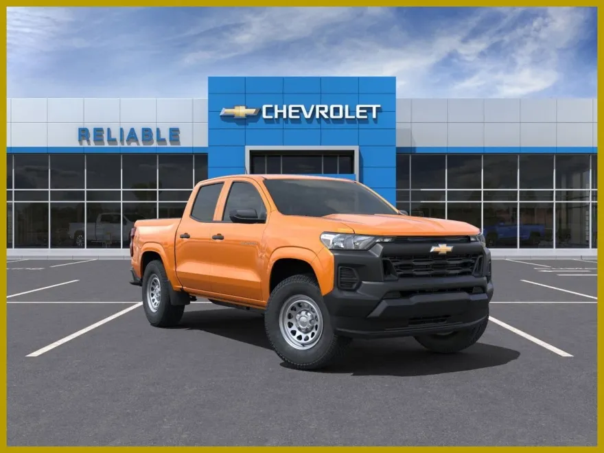 2025 Chevrolet Colorado LT photo 1