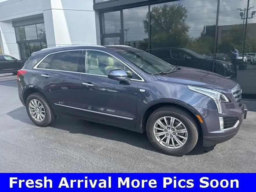 2019 Cadillac XT5 Luxury photo 1