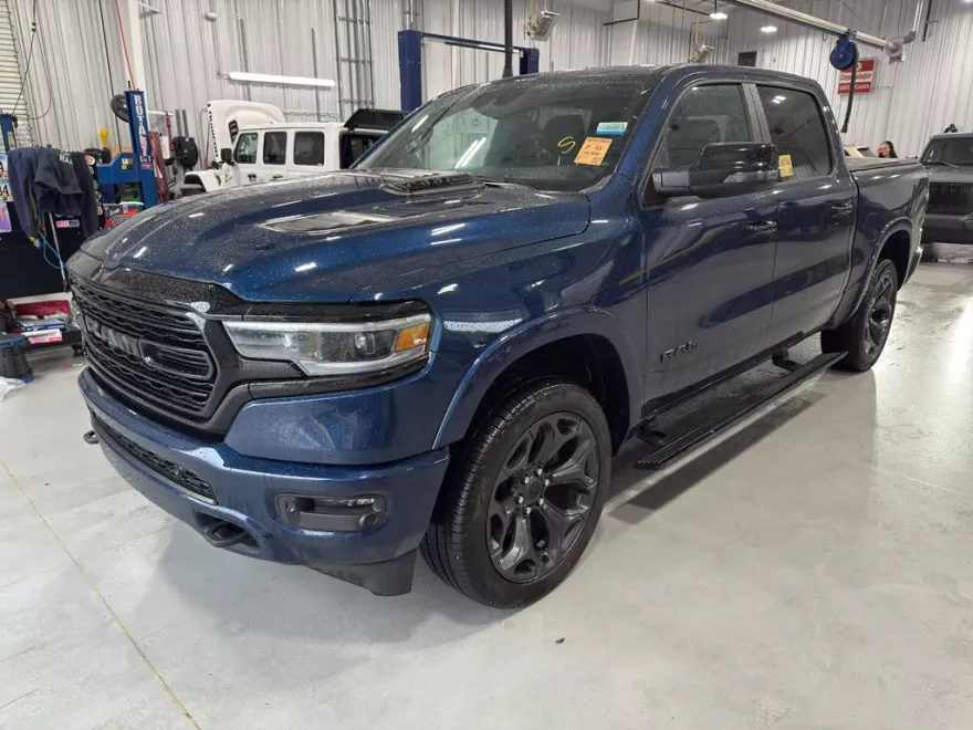 2023 Ram 1500 Limited photo 1