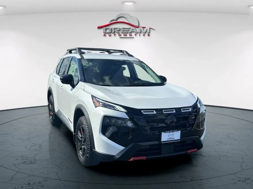 2026 Nissan Rogue SV photo 1