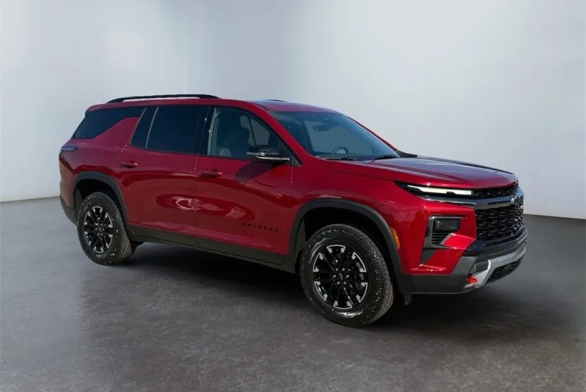 2026 Chevrolet Traverse Z71 photo 1