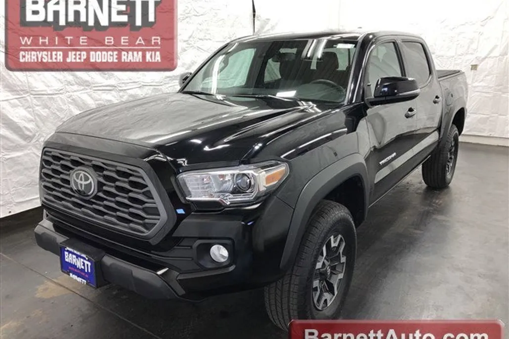 2022 Toyota Tacoma SR5 photo 1