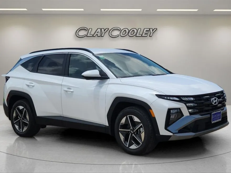 2025 Hyundai Tucson SEL photo 1