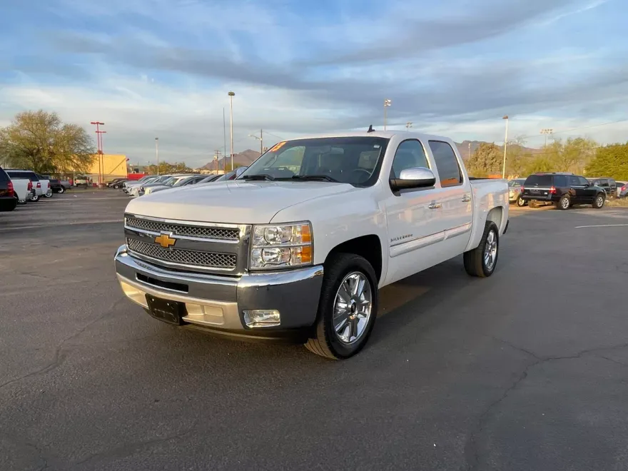 2013 Chevrolet Silverado 1500 LT photo 1