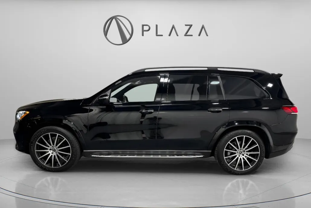 2023 Mercedes Benz GLS 450 4MATIC photo 1