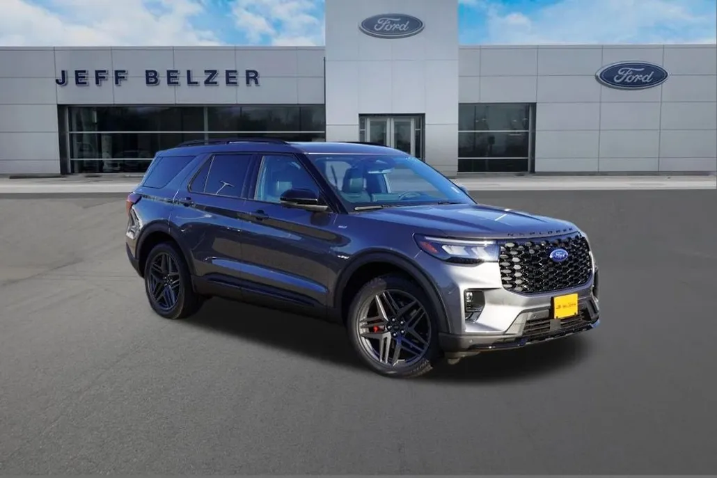 2025 Ford Explorer ST-Line photo 1