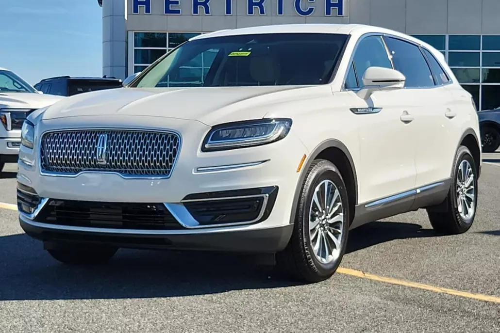 2020 Lincoln Nautilus Standard photo 1