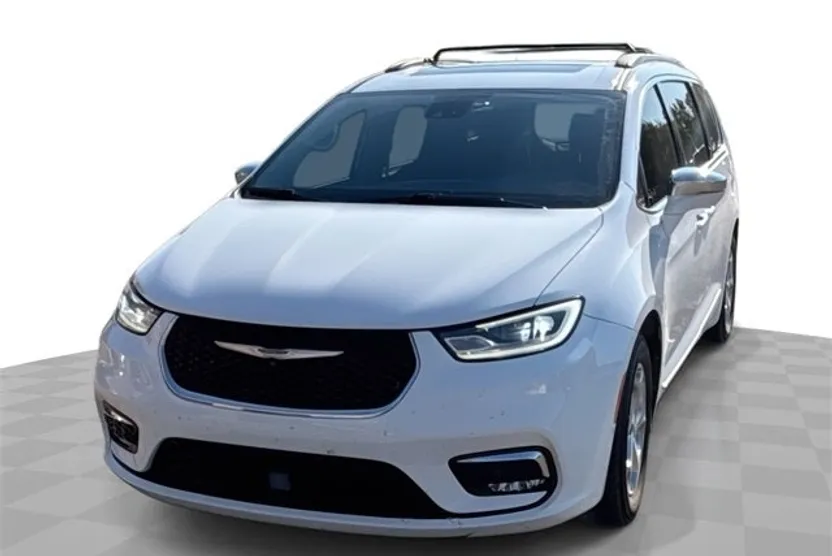2022 Chrysler Pacifica Limited photo 1