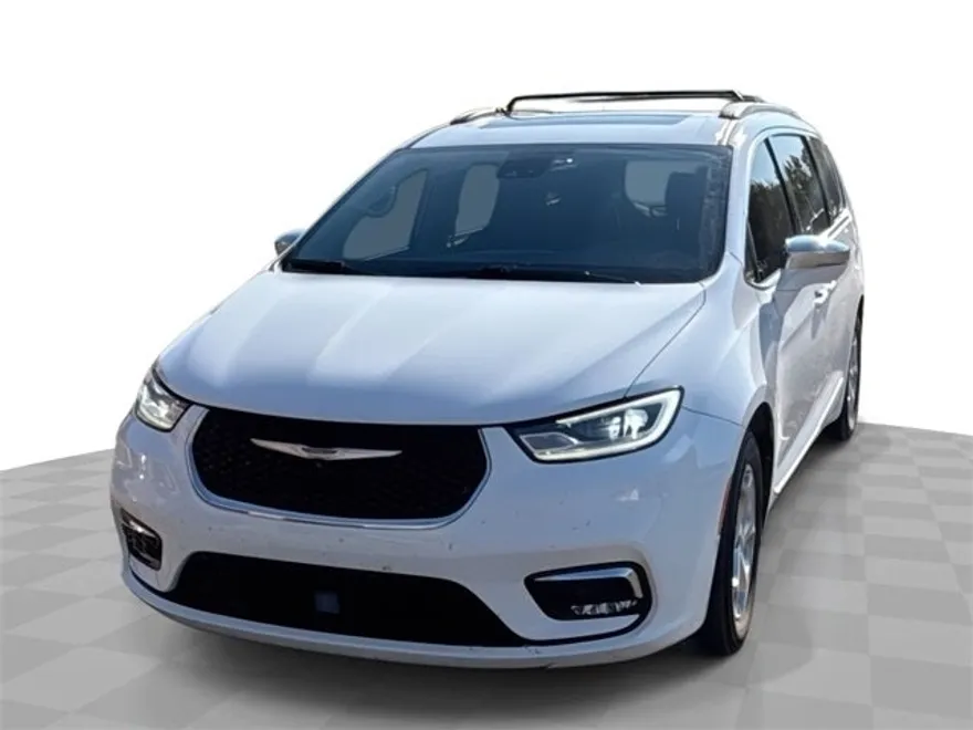 2022 Chrysler Pacifica Limited photo 1