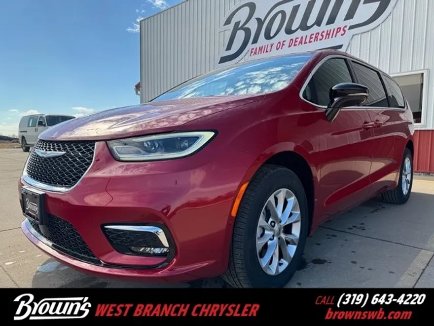 2025 Chrysler Pacifica photo 1