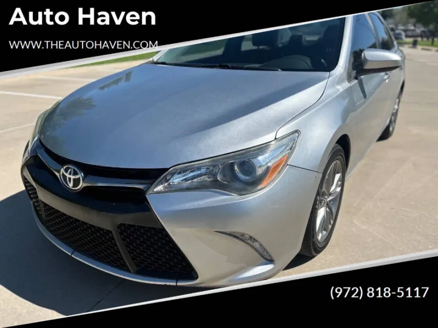 2017 Toyota Camry XLE XSE photo 1