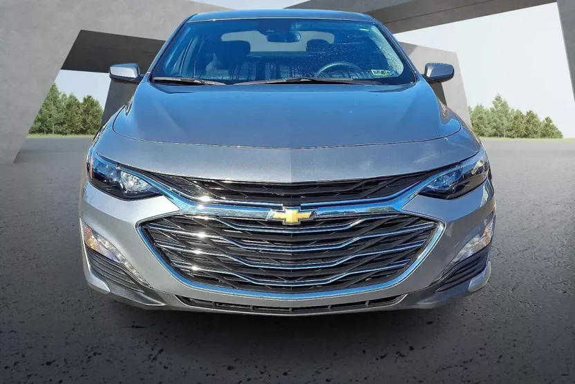 2023 Chevrolet Malibu 1LT photo 1