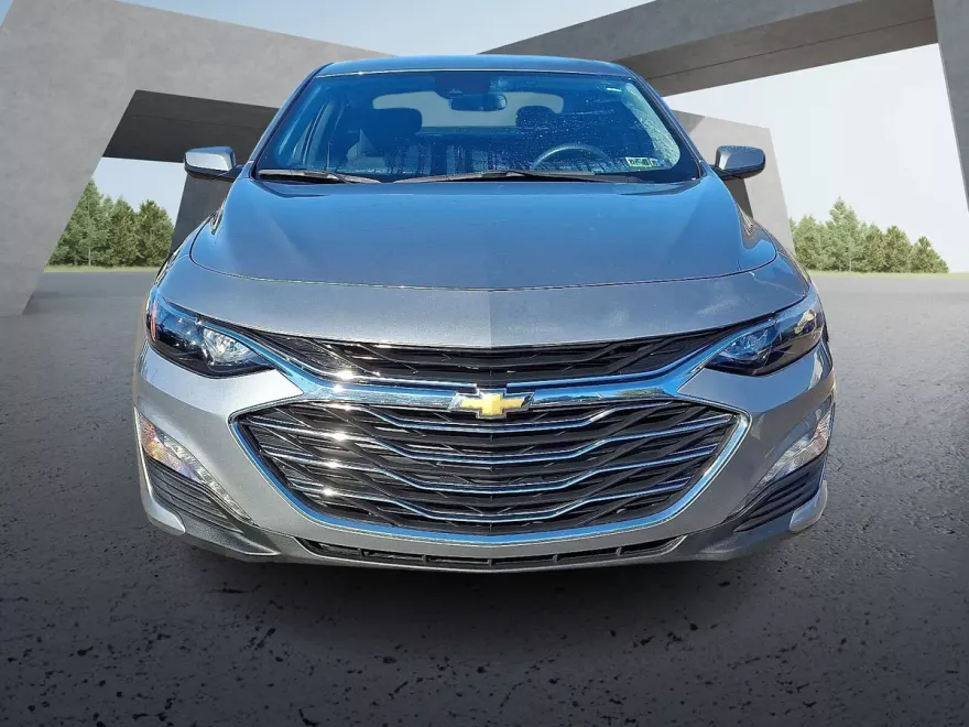 2023 Chevrolet Malibu 1LT photo 1