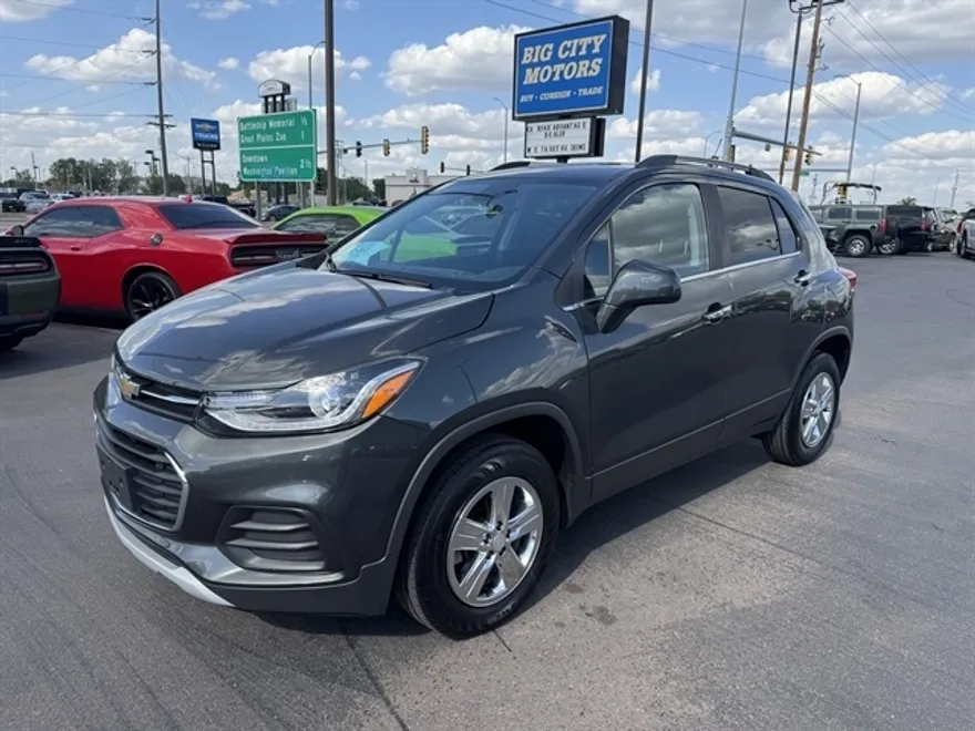 2018 Chevrolet Trax LT photo 1