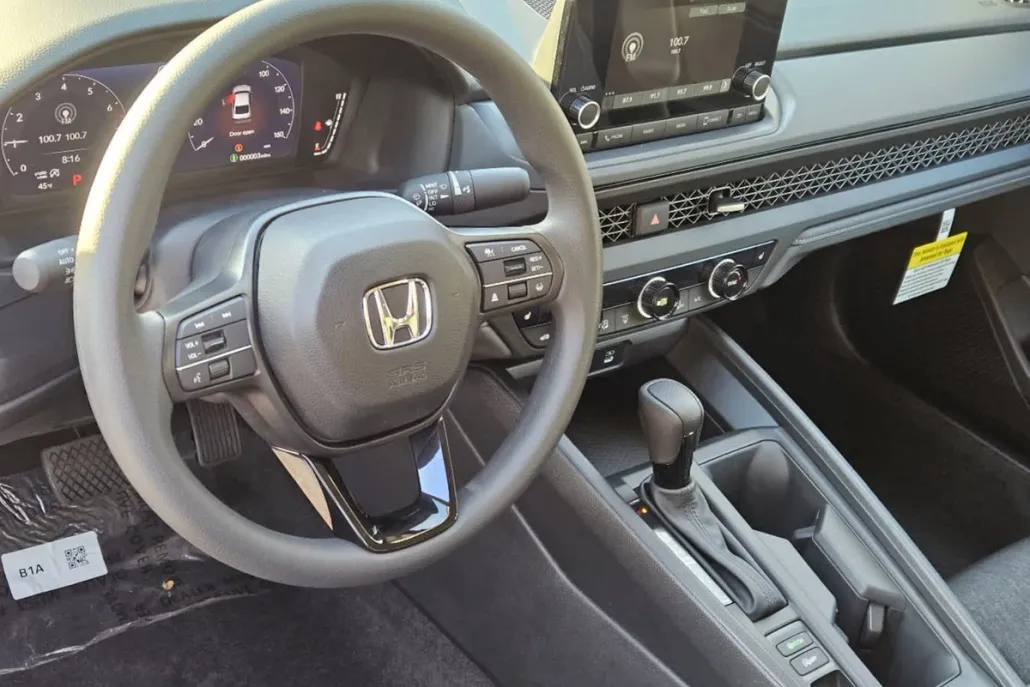 2025 Honda Accord SE photo 1