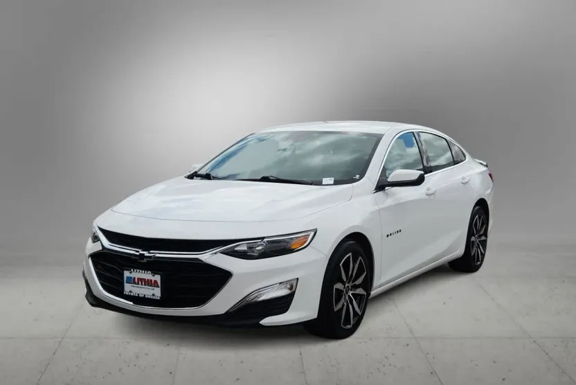 2024 Chevrolet Malibu RS photo 1
