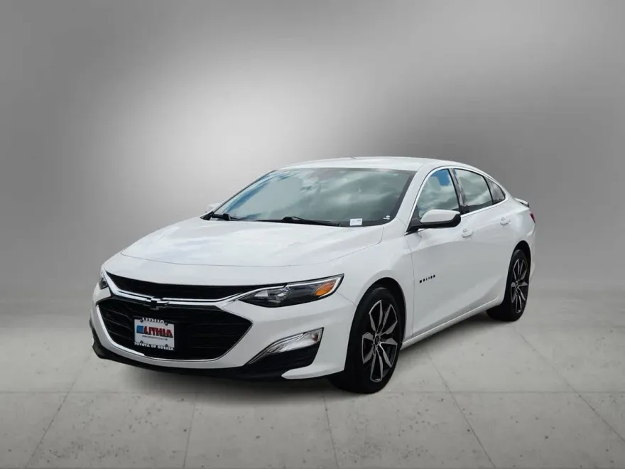 2024 Chevrolet Malibu RS photo 1