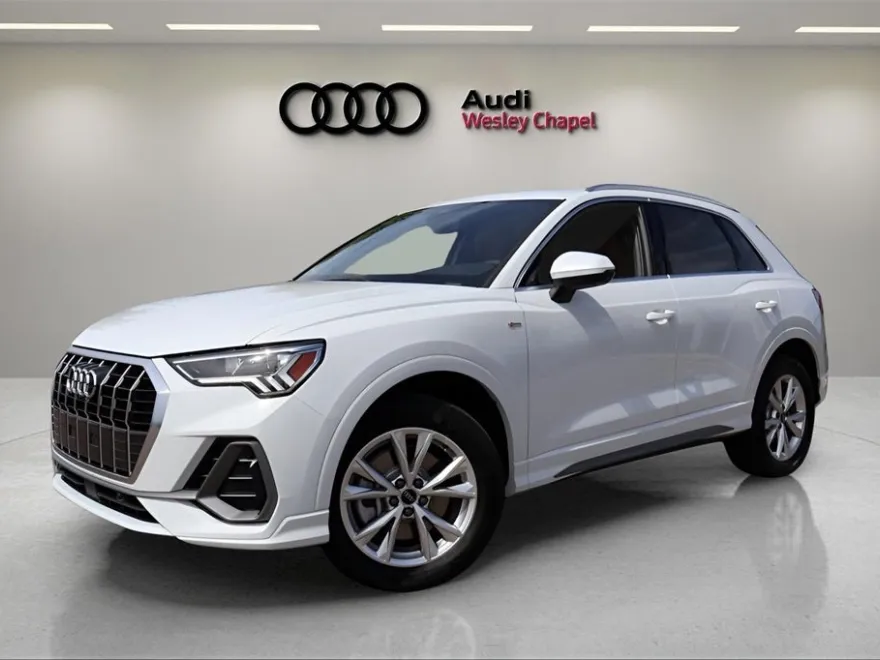2025 Audi Q3 45 TFSI S line Premium Plus photo 1
