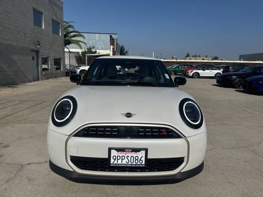 2025 Mini Cooper Hardtop S photo 1
