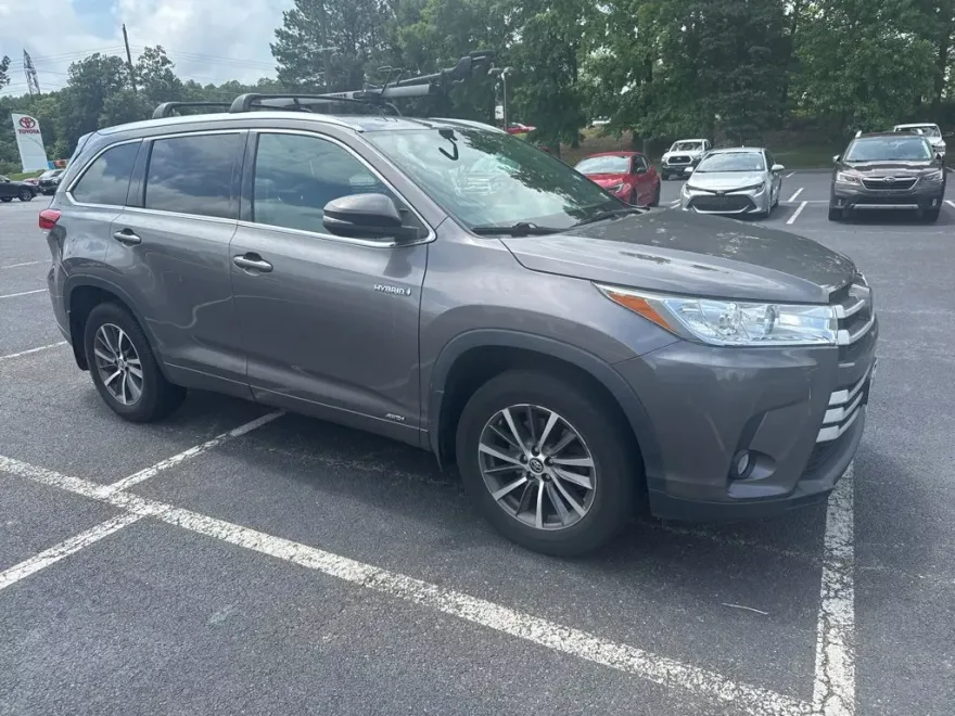 2018 Toyota Highlander Hybrid XLE photo 1