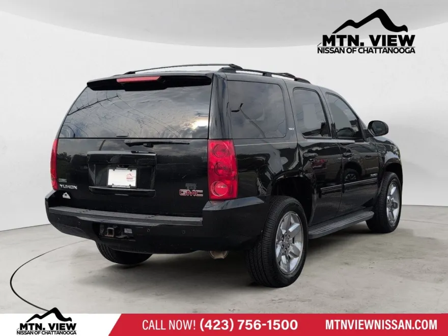 2010 Gmc Yukon SLT photo 1