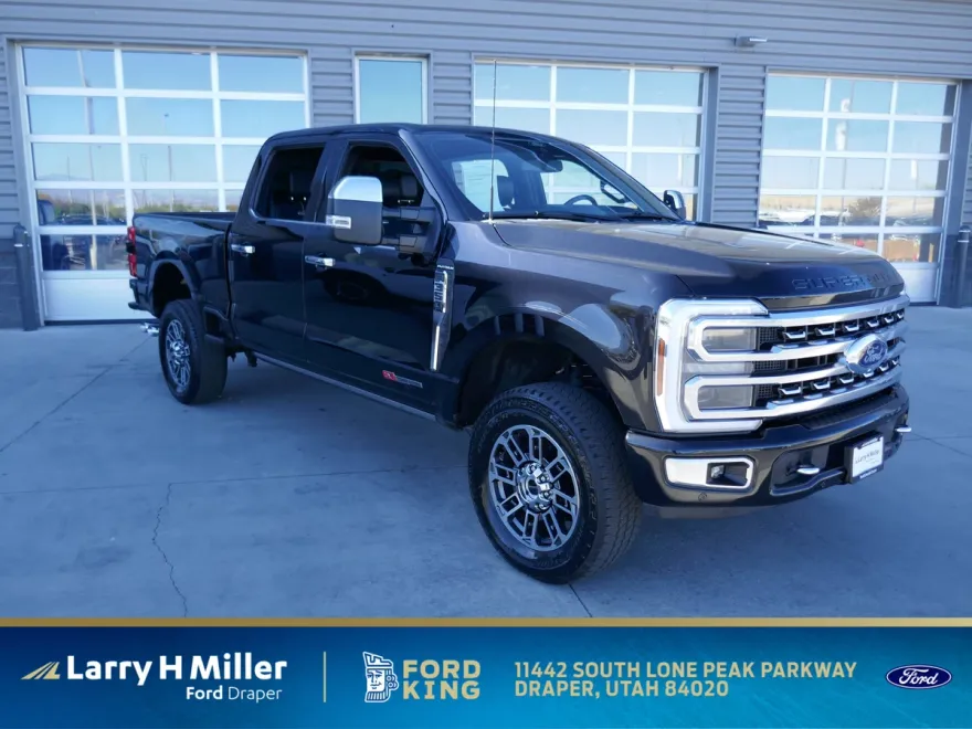 2024 Ford F-350 Platinum photo 1