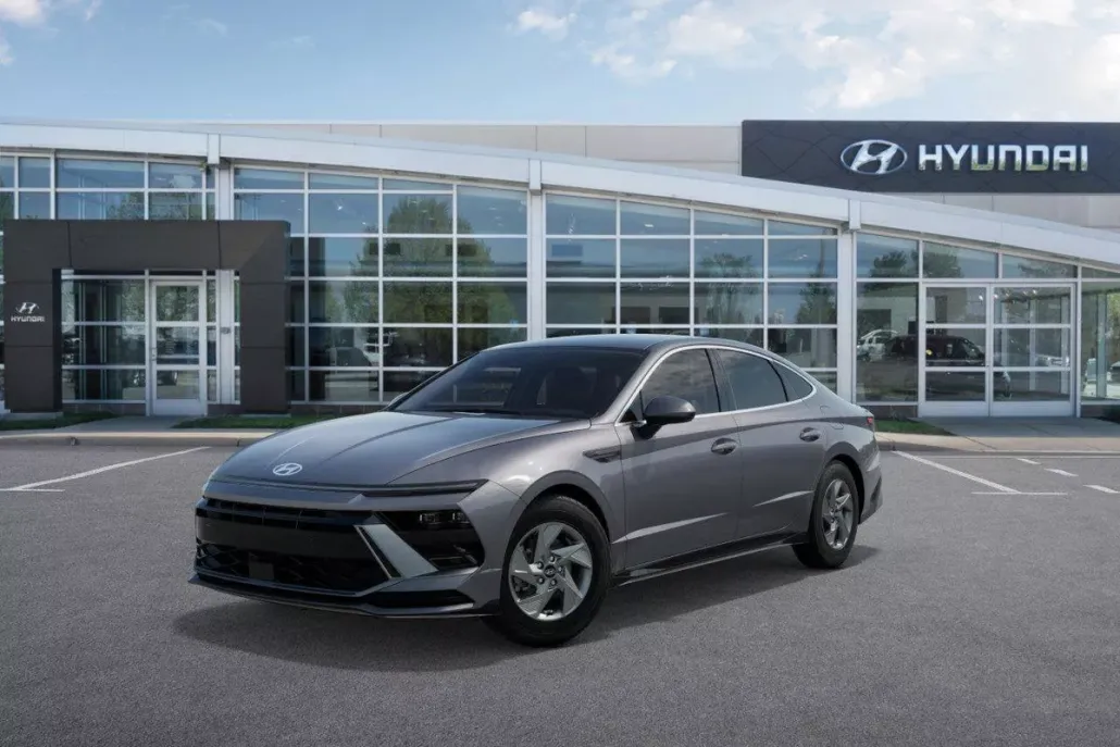 2025 Hyundai Sonata SE photo 1